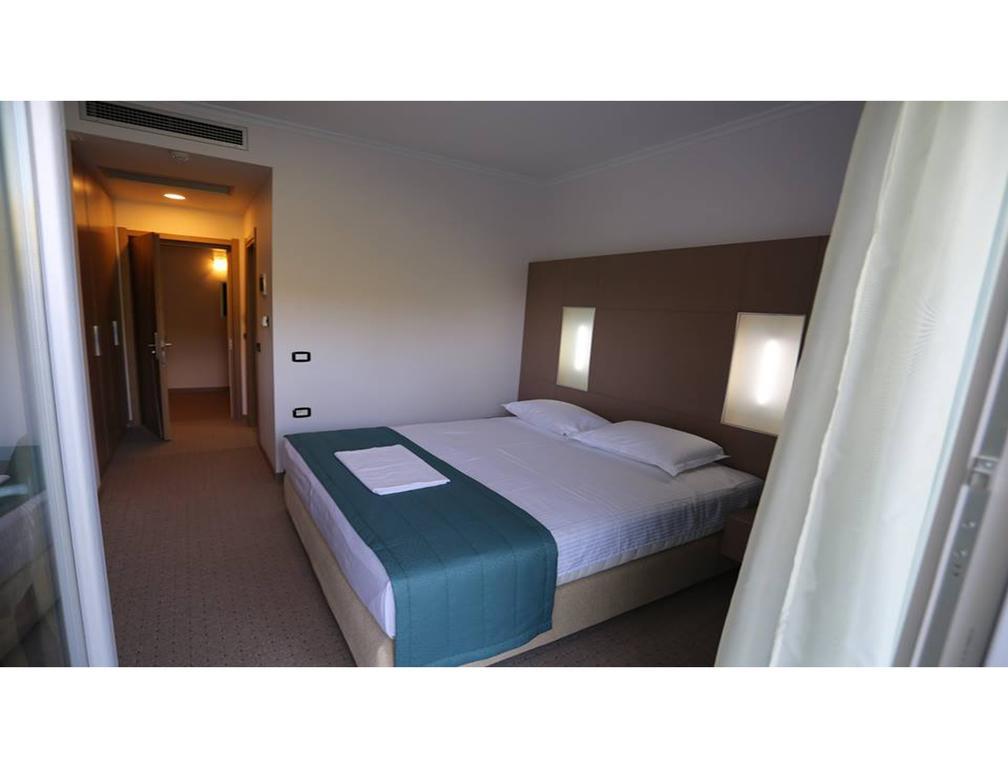 Voloreka Hotel